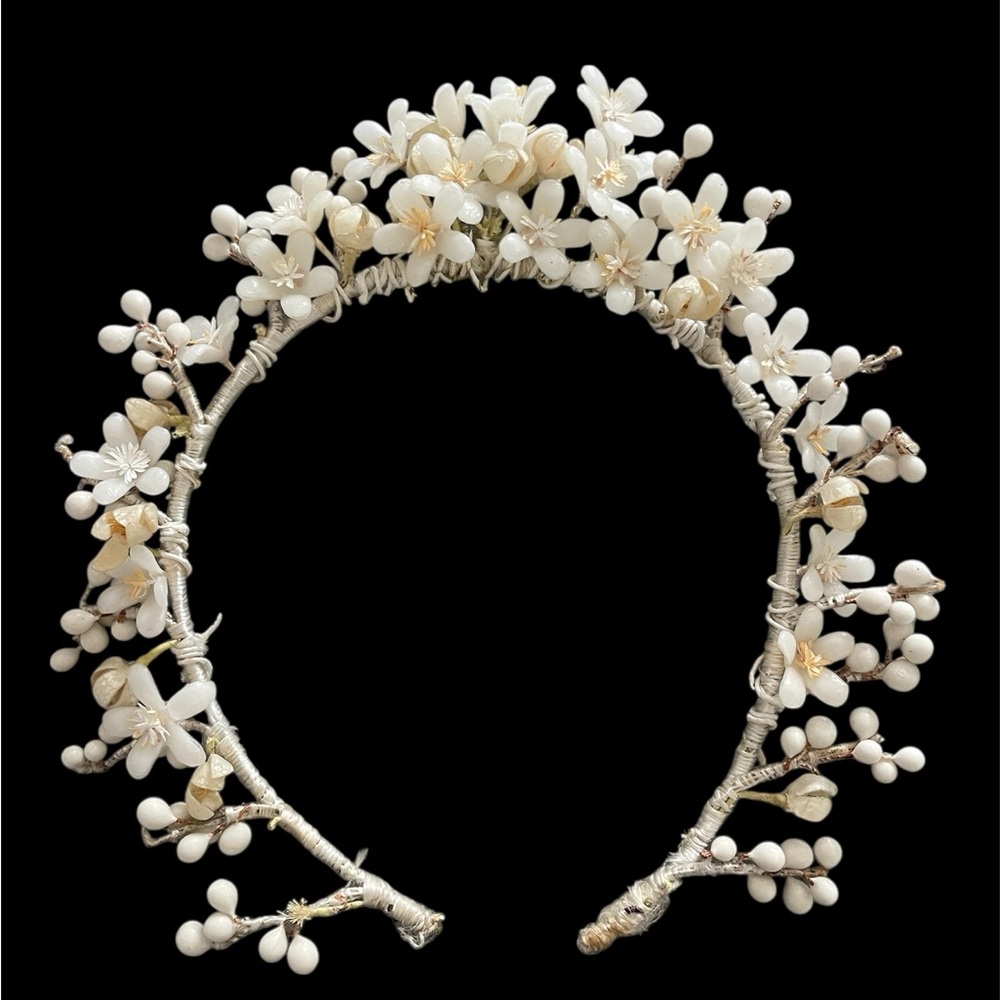 Vintage Elegant Floral Cream Wax Tiara and boutonnière